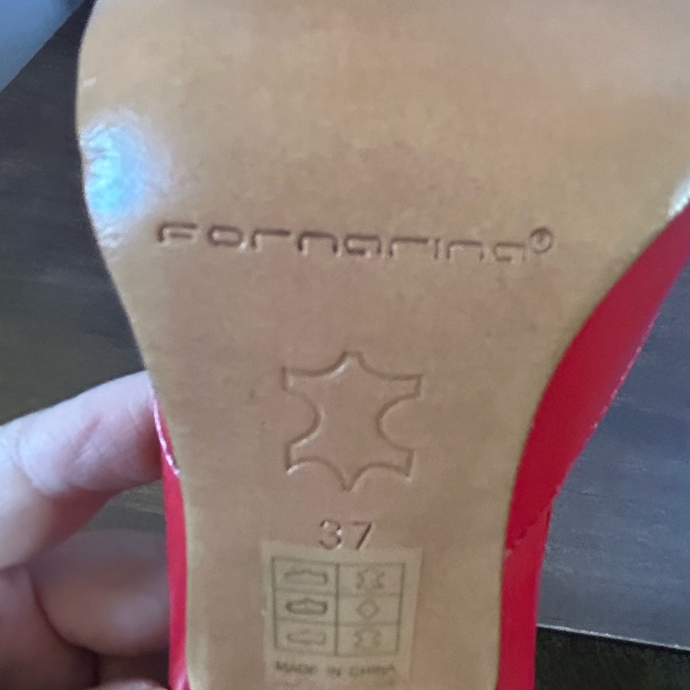 Vintage NWOT Fornarina Red Heels with ankle strap - Picture 3 of 13
